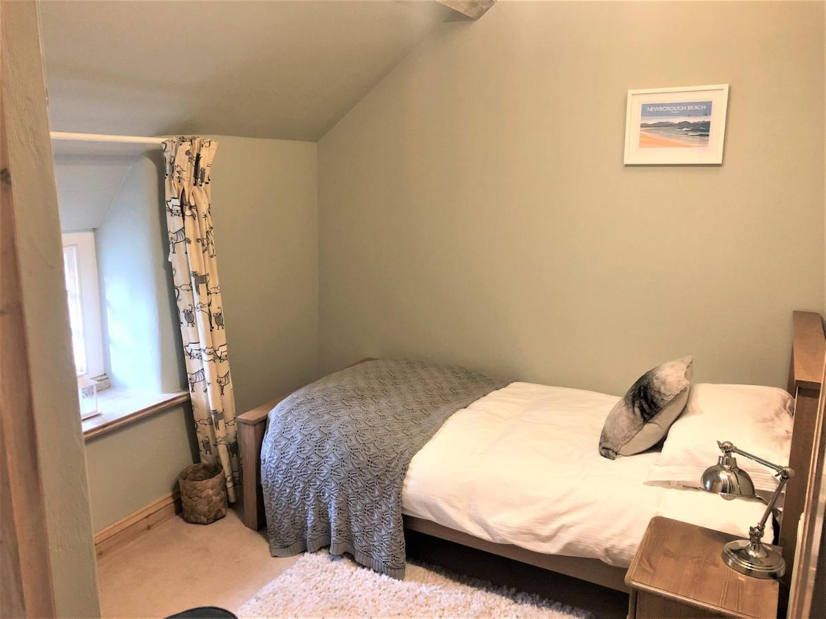 Holiday home Coed Y Berclas Cottage, Private Orchard With Stunning Views *