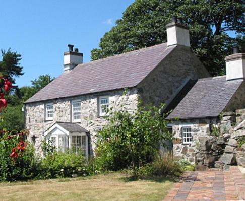 Coed Y Berclas Cottage, Private Orchard With Stunning Views Llandegfan